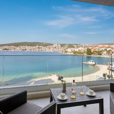 빌라 Beach Front Okrug Gornji *